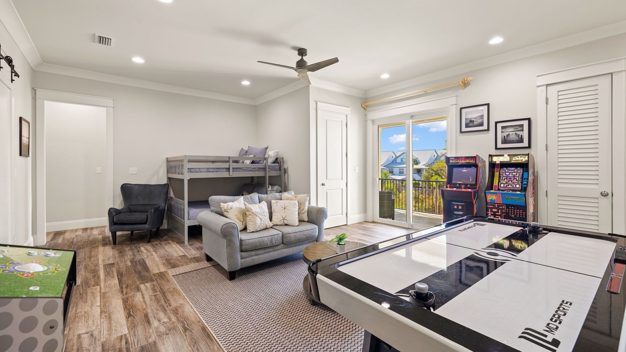 Photo of Others in Gulf Pines