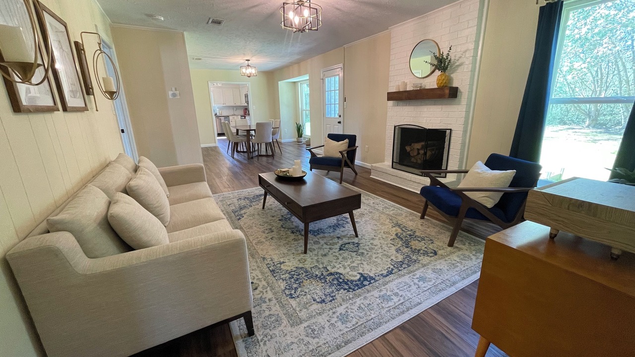 Photo of Livingroom in National Hills