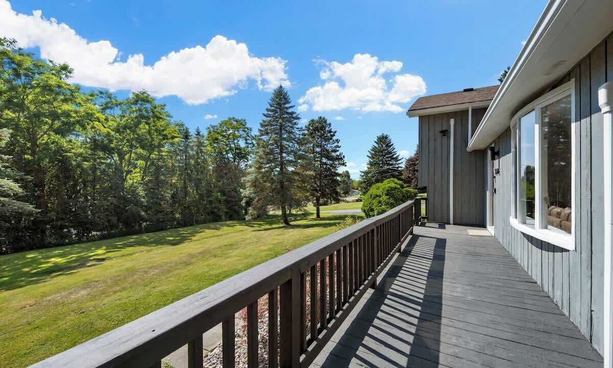 Photo of Patio Balcony in Skaneateles