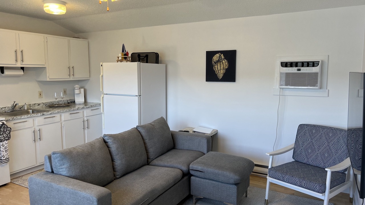 Photo of Livingroom in Middlefield