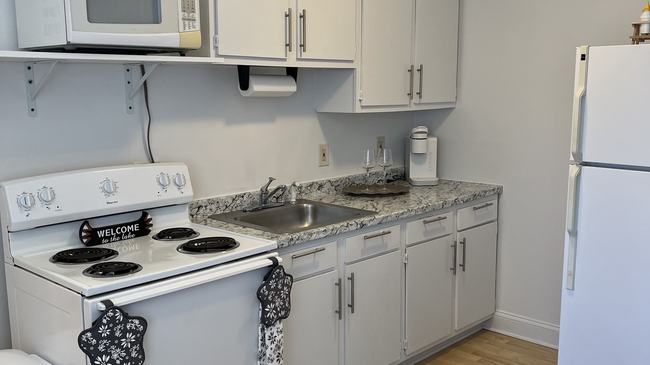 Photo of Kitchen in Middlefield