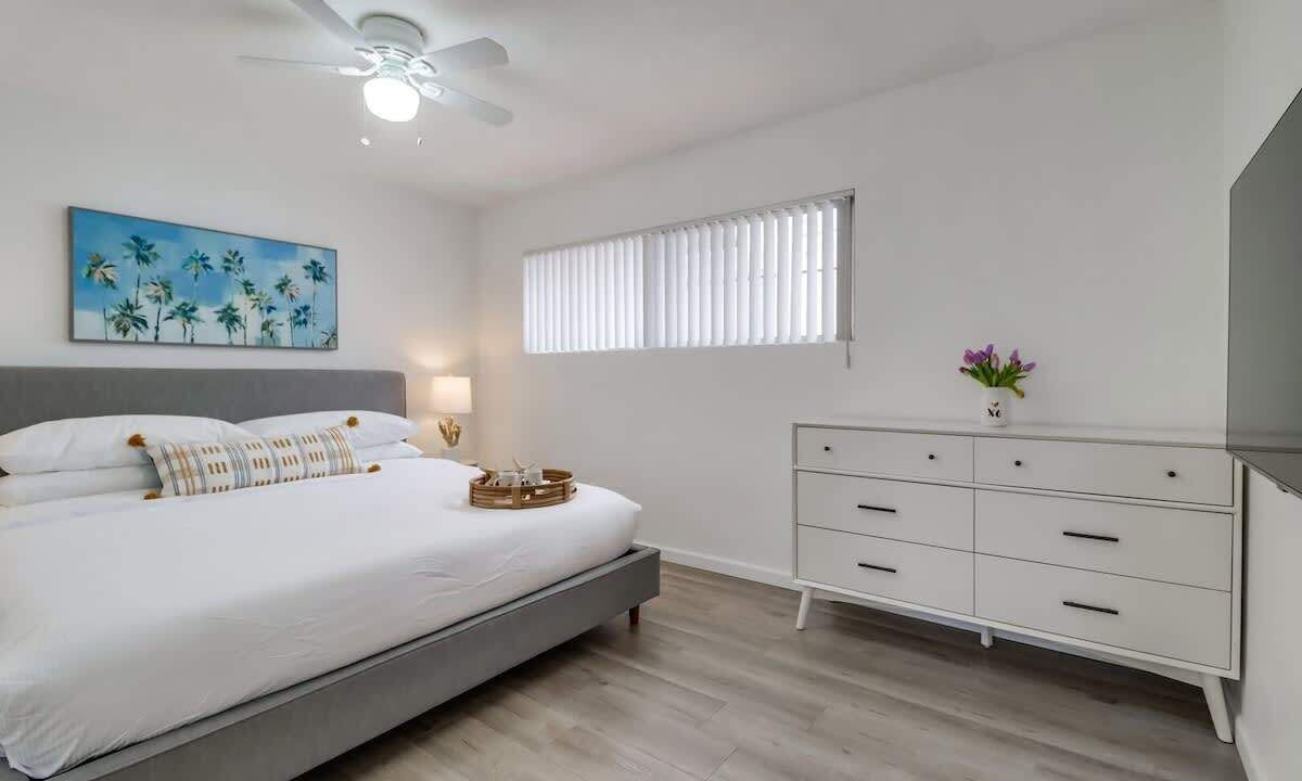 Photo of Bedroom in Beach Barber Tract