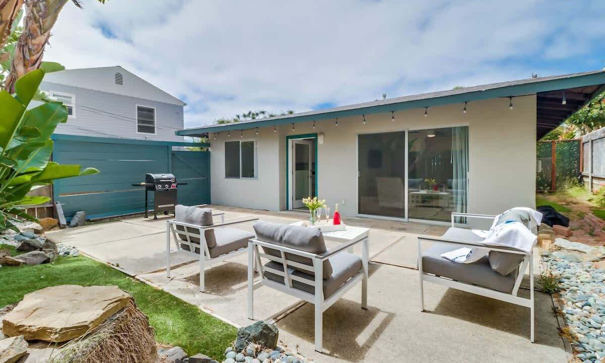 Photo of Patio Balcony in Beach Barber Tract