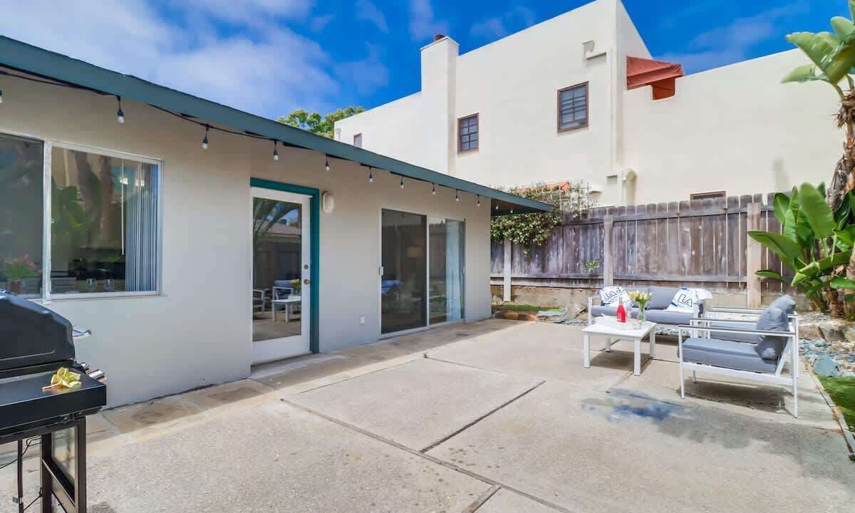 Photo of Patio Balcony in Beach Barber Tract