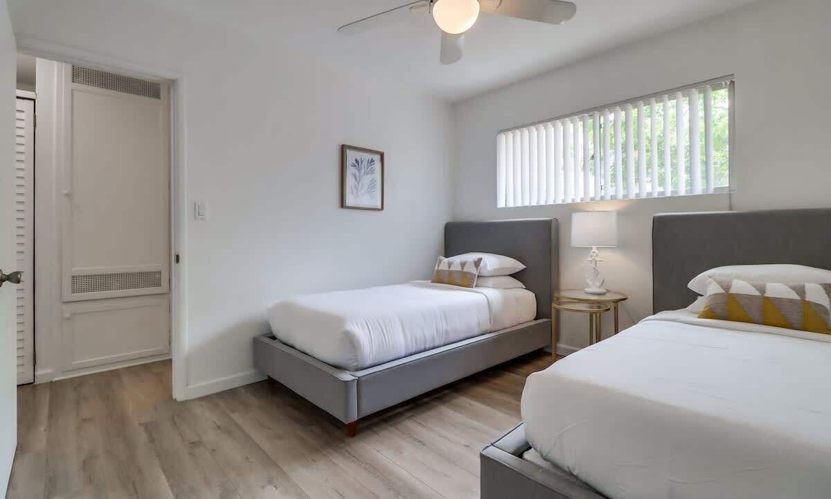 Photo of Bedroom in Beach Barber Tract