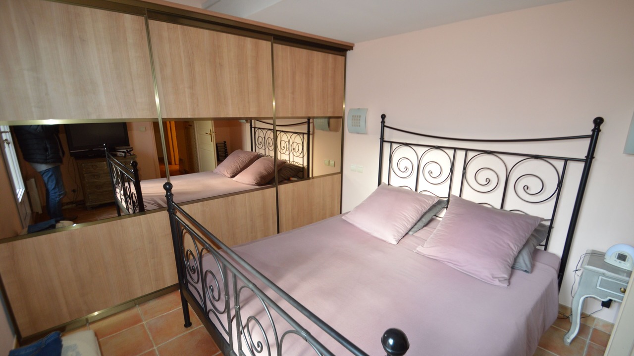 Photo of Bedroom in Antheor