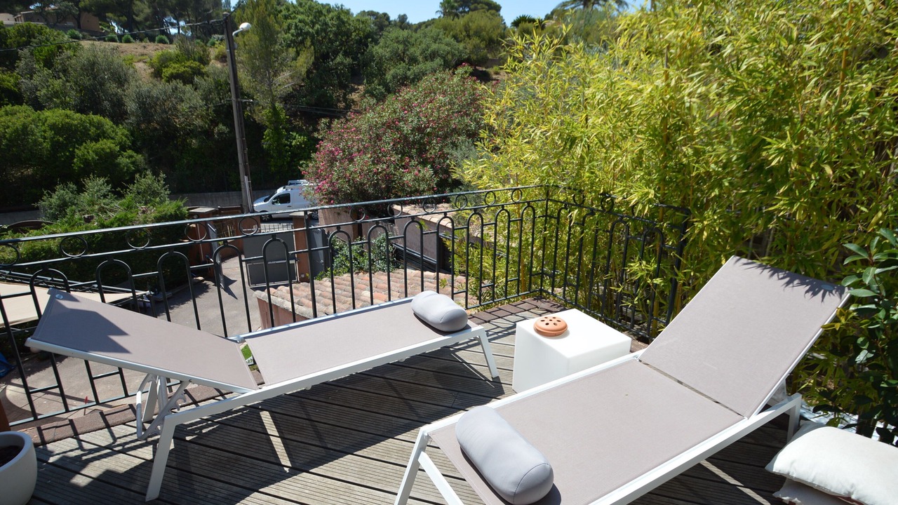 Photo of Outdoor in Antheor