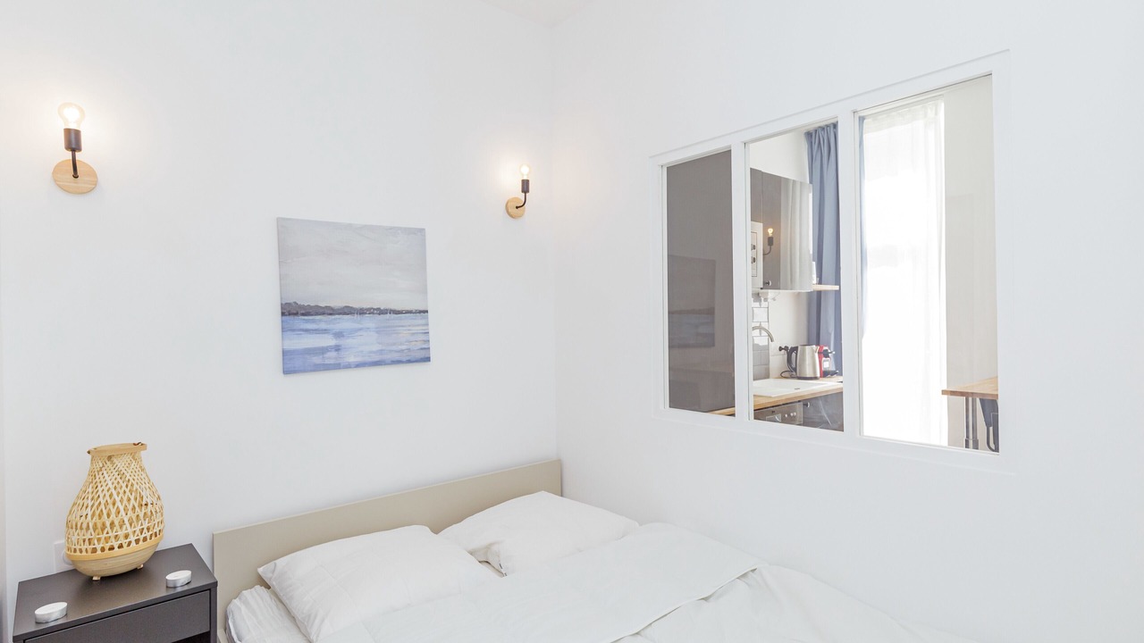 Photo of Bedroom in 18th Arrondissement