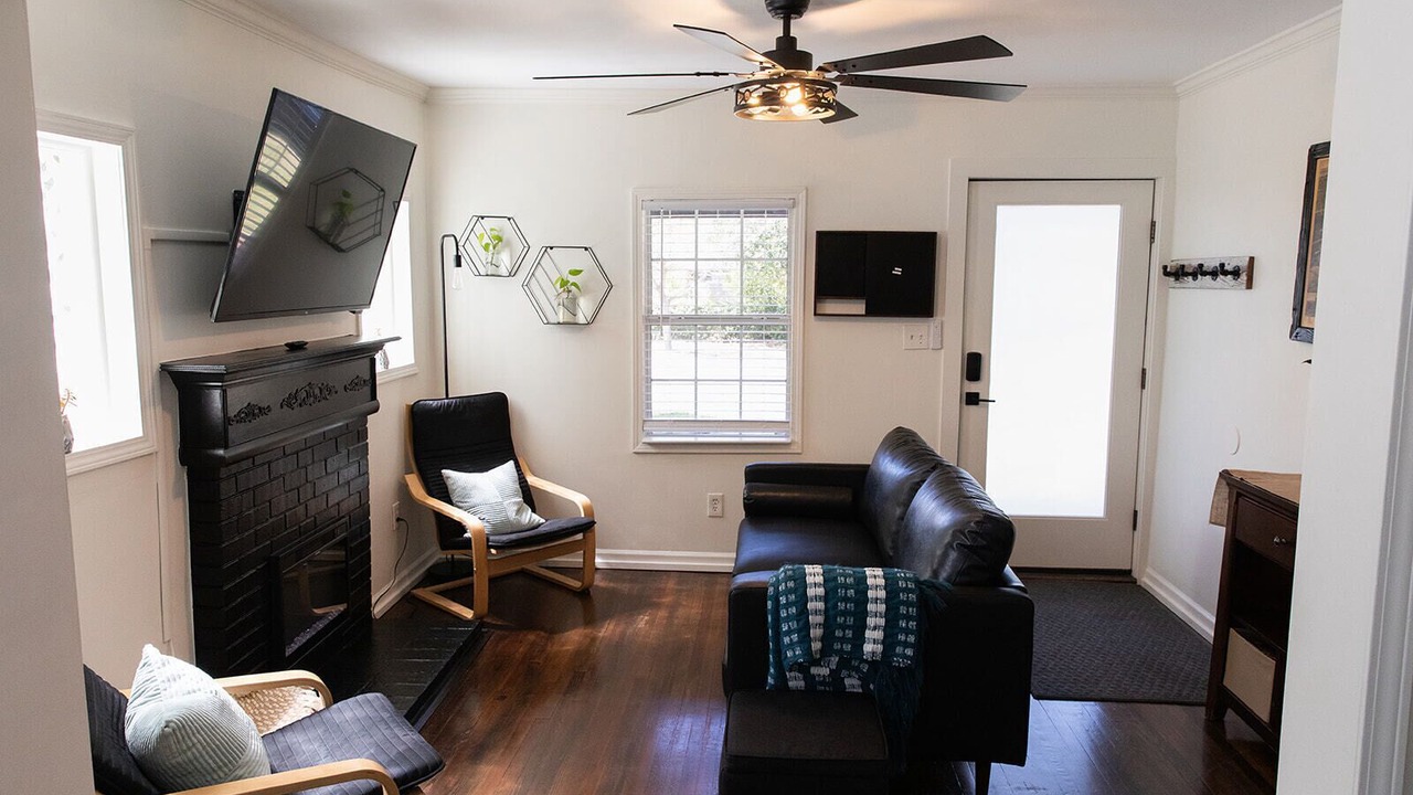 Photo of Livingroom in East Pensacola Heights
