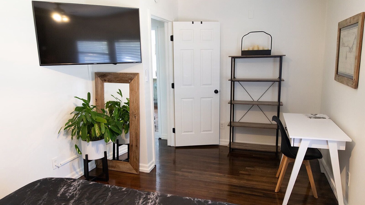 Photo of Bedroom in East Pensacola Heights