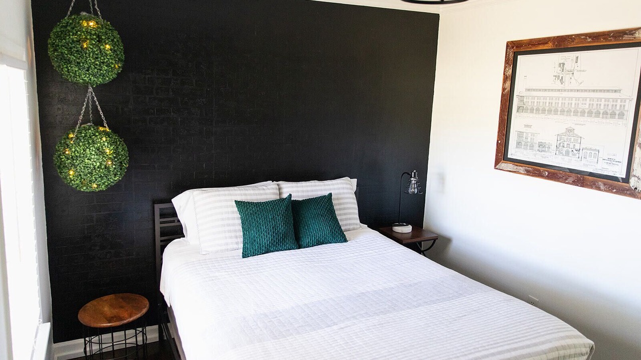 Photo of Bedroom in East Pensacola Heights