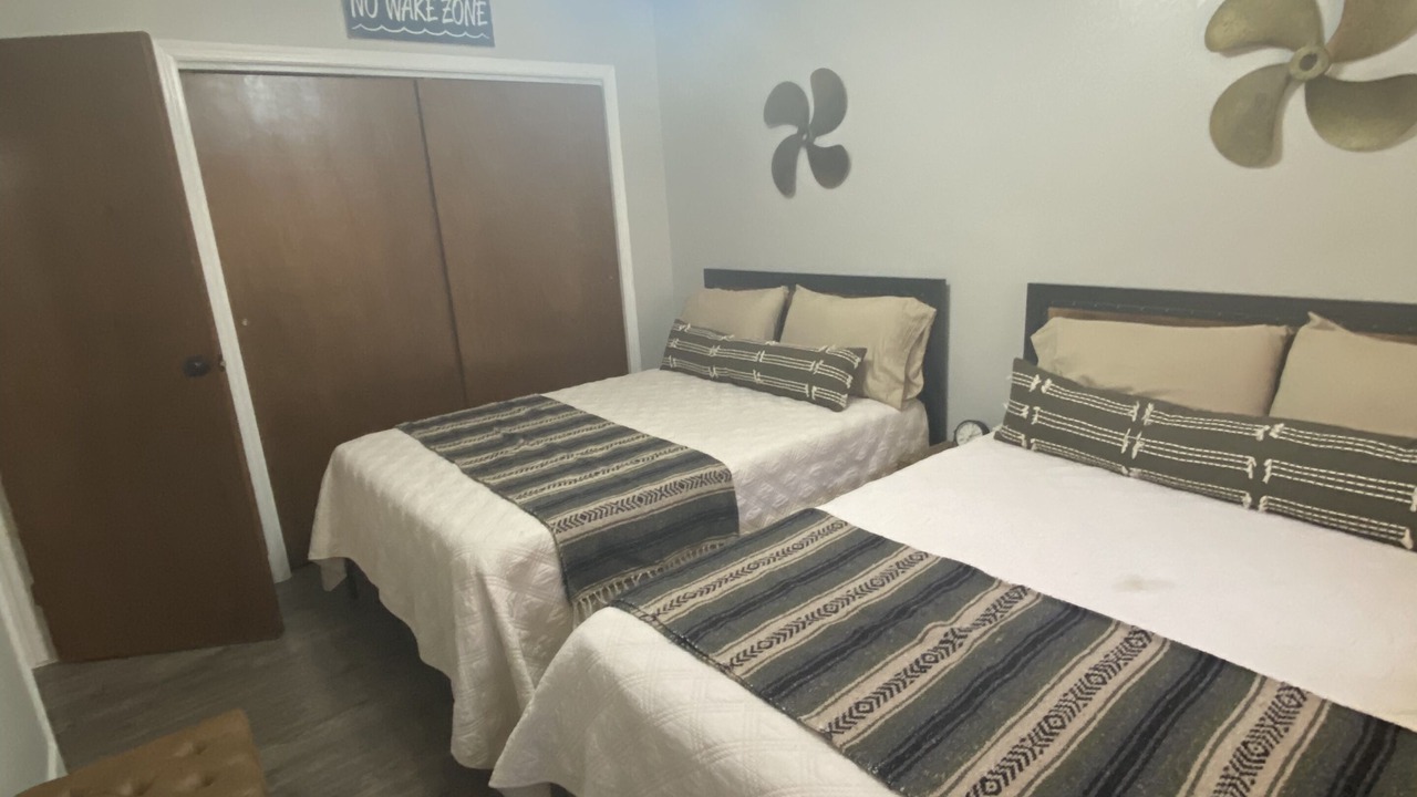 Photo of Others in Lakehead-Lakeshore