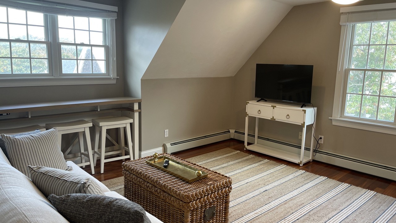 Photo of Livingroom in Cedar Bushes