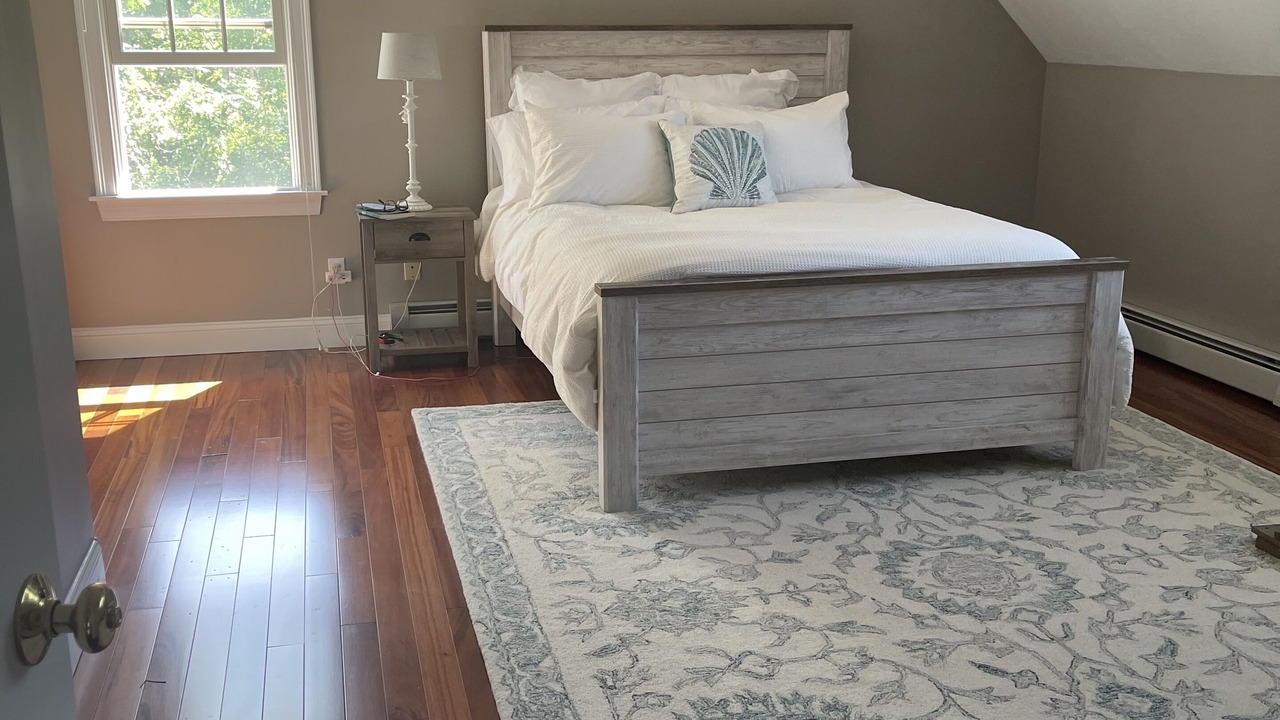 Photo of Bedroom in Cedar Bushes