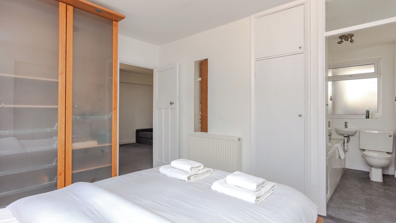 Photo of Bedroom in Southfields