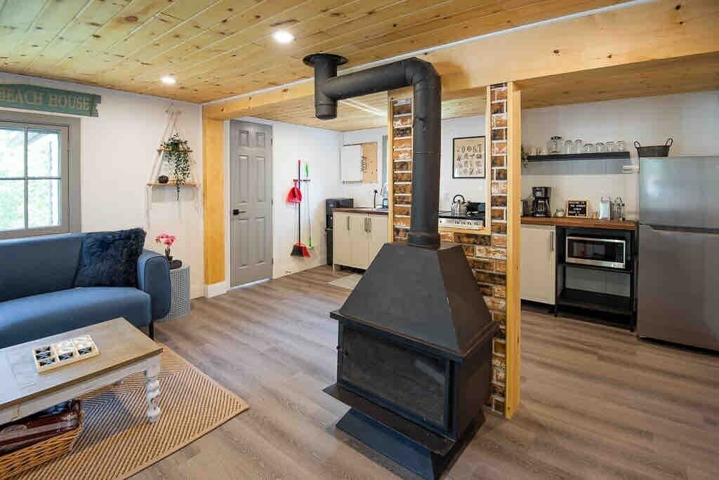 Photo of Livingroom in Fenelon Falls