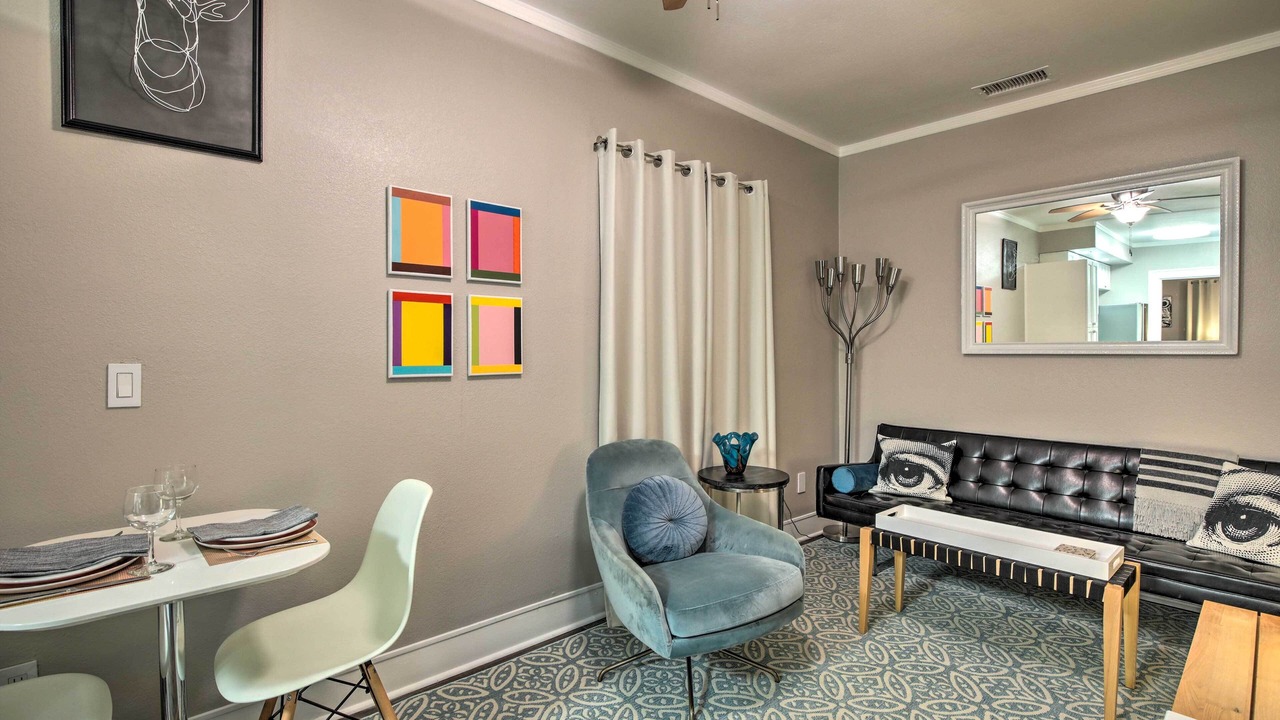 Photo of Bedroom in Lower Greenville