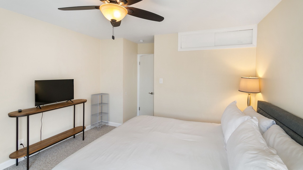 Photo of Bedroom in Libertyville