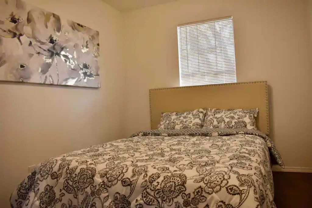 Photo of Bedroom in Weslaco