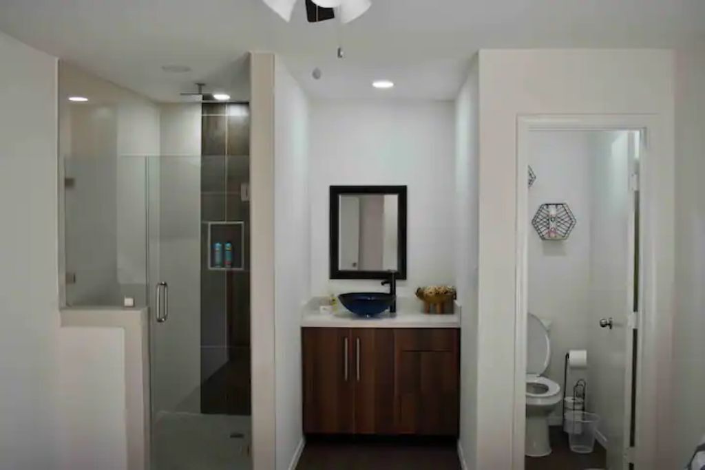 Photo of Bathroom in Weslaco