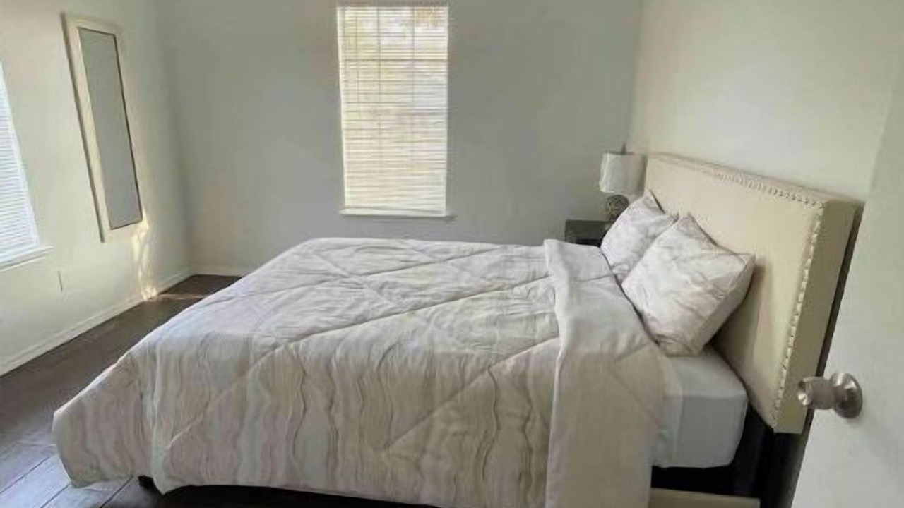 Photo of Bedroom in Weslaco