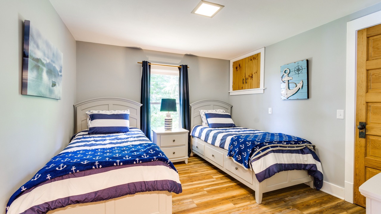 Photo of Others in North Rose