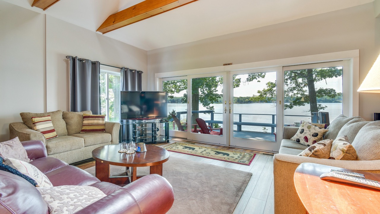 Photo of Livingroom in North Rose