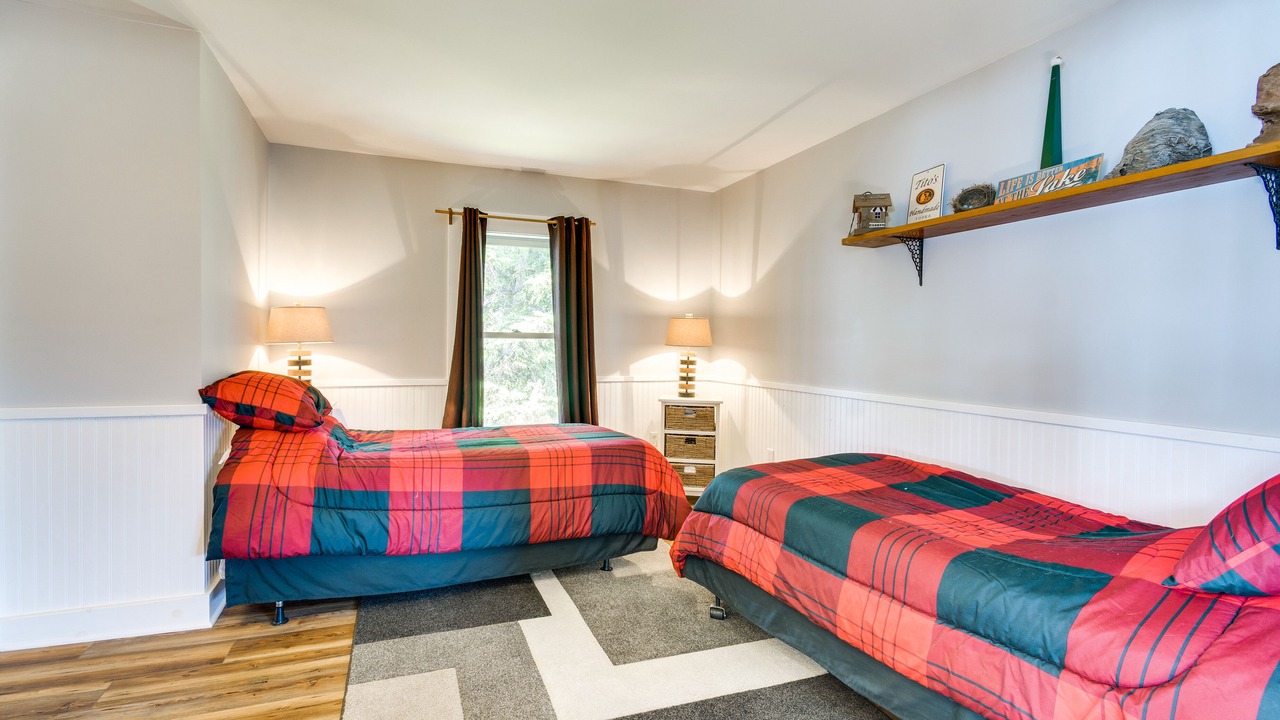 Photo of Others in North Rose