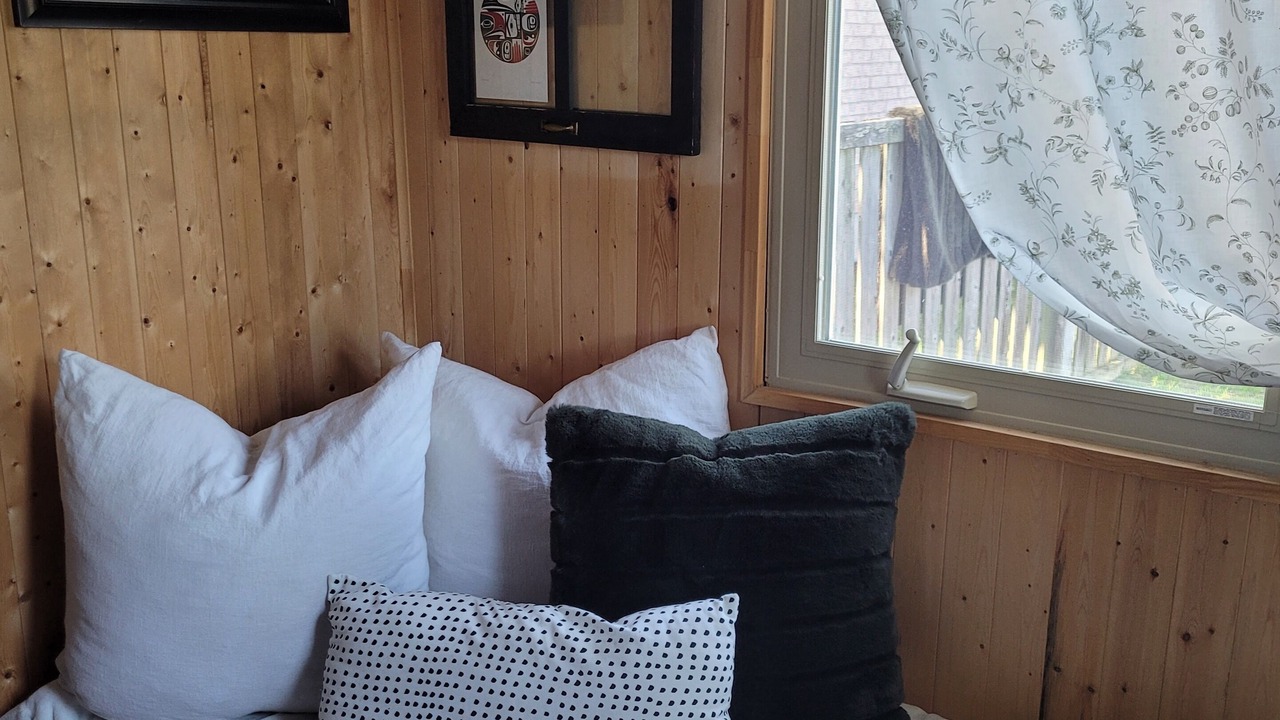 Photo of Bedroom in Wasaga Beach