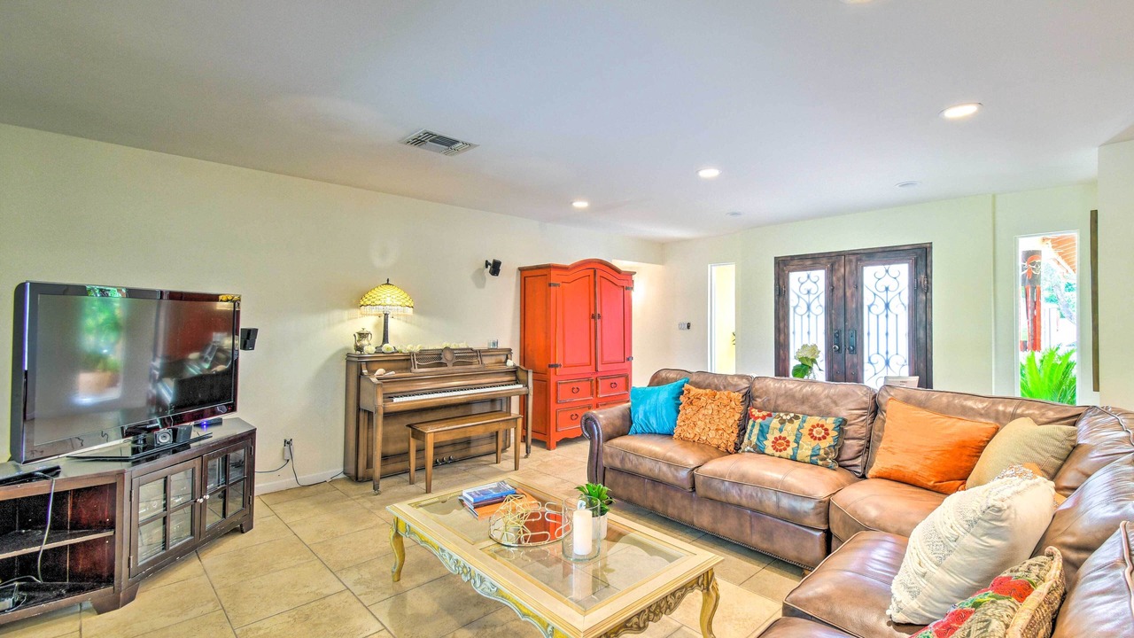 Photo of Livingroom in Sands Scottsdale