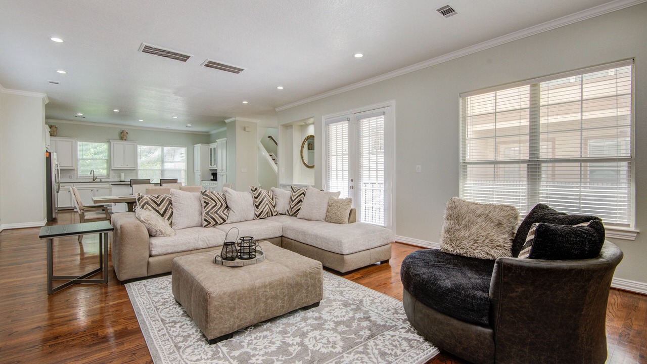 Photo of Livingroom in Houston