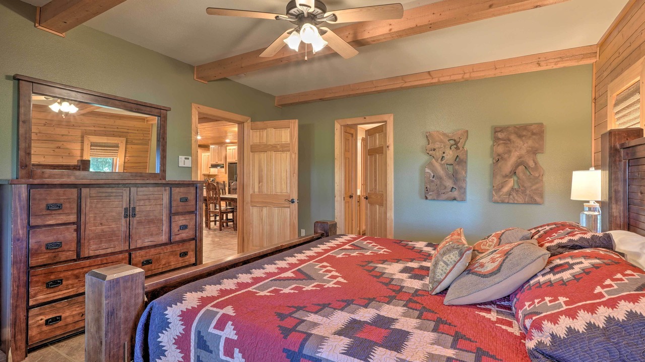 Photo of Bedroom in Springdale