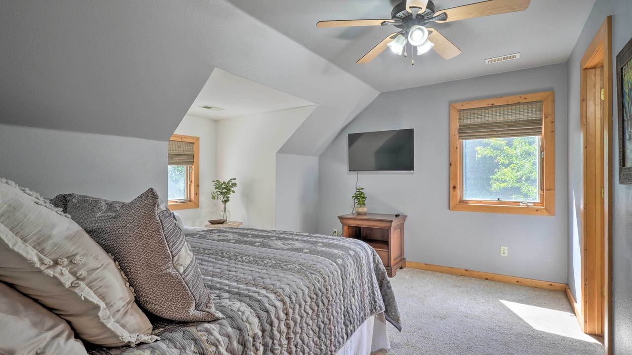 Photo of Bedroom in Springdale