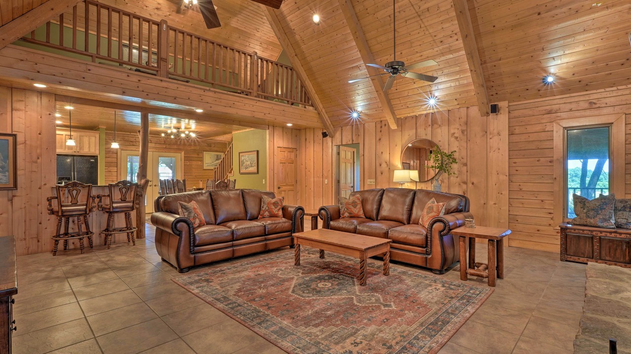 Photo of Livingroom in Springdale