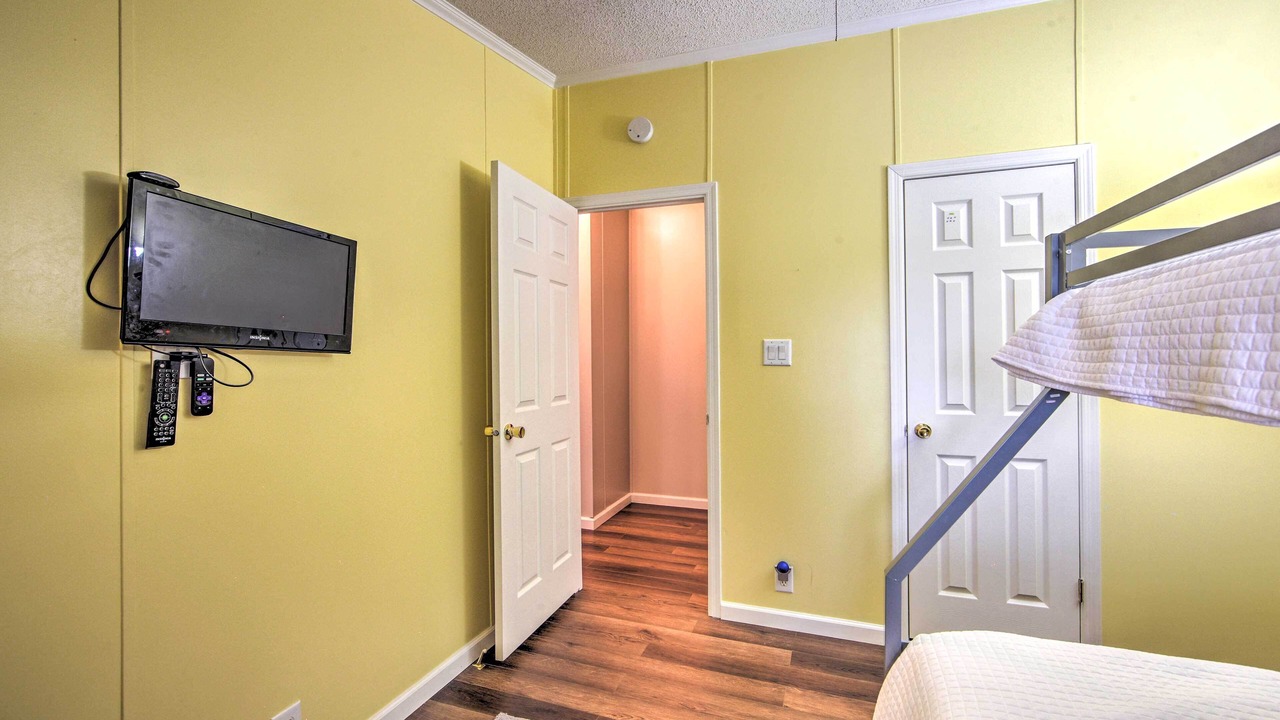 Photo of Bedroom in Enchanted Oaks