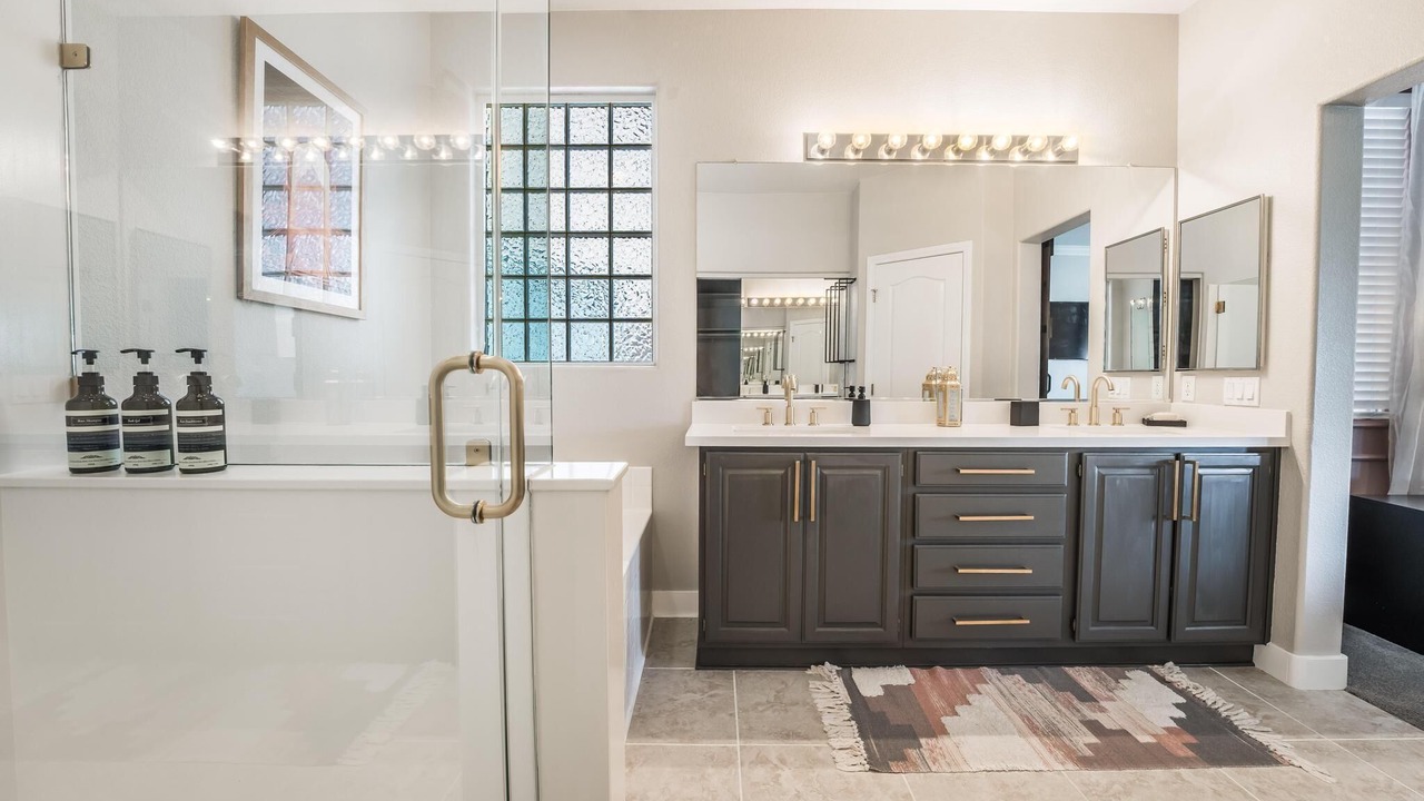 Photo of Bathroom in Paradise Hills