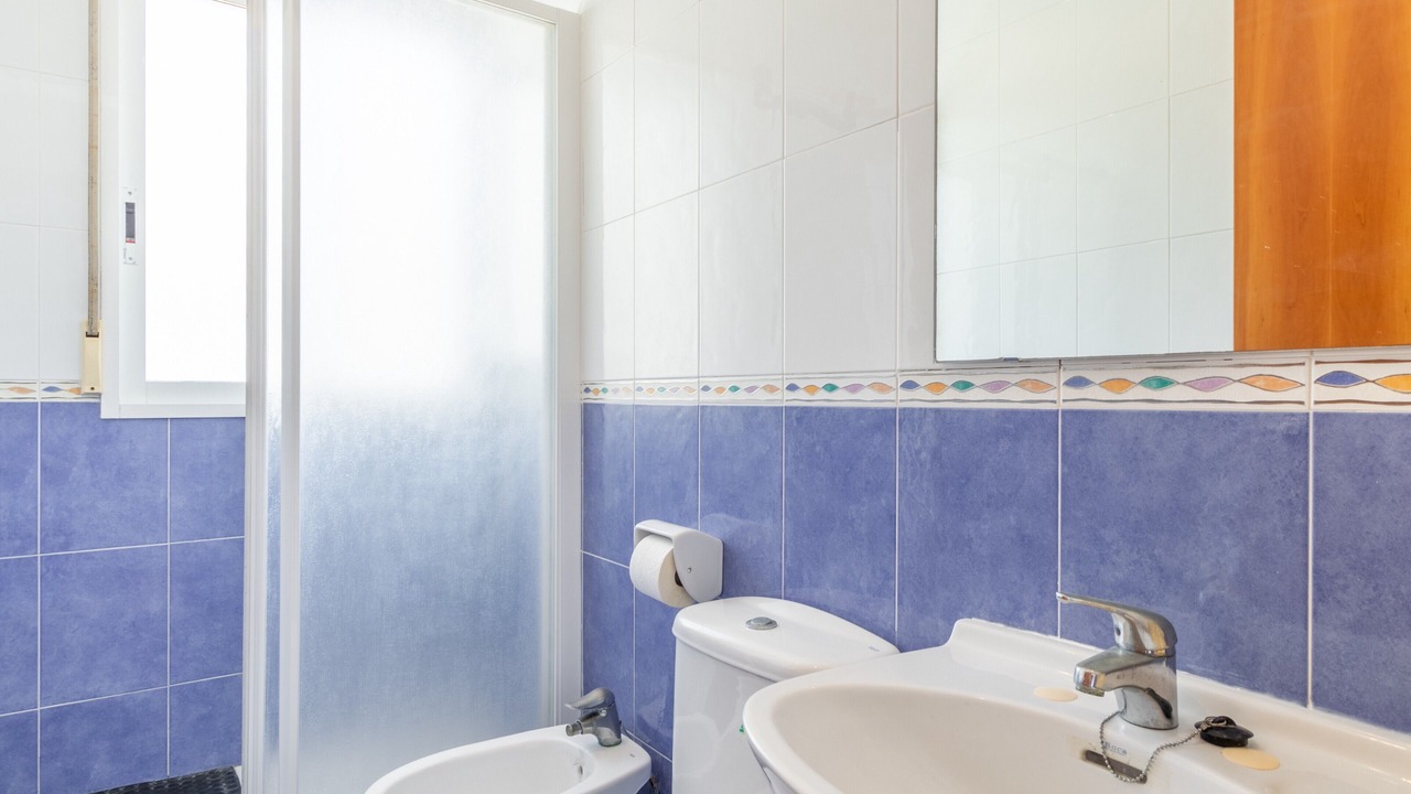 Photo of Bathroom in Oliva