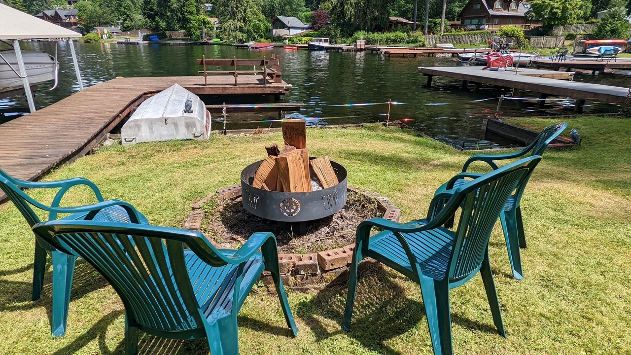 Photo of Outdoor in Lake Roesiger