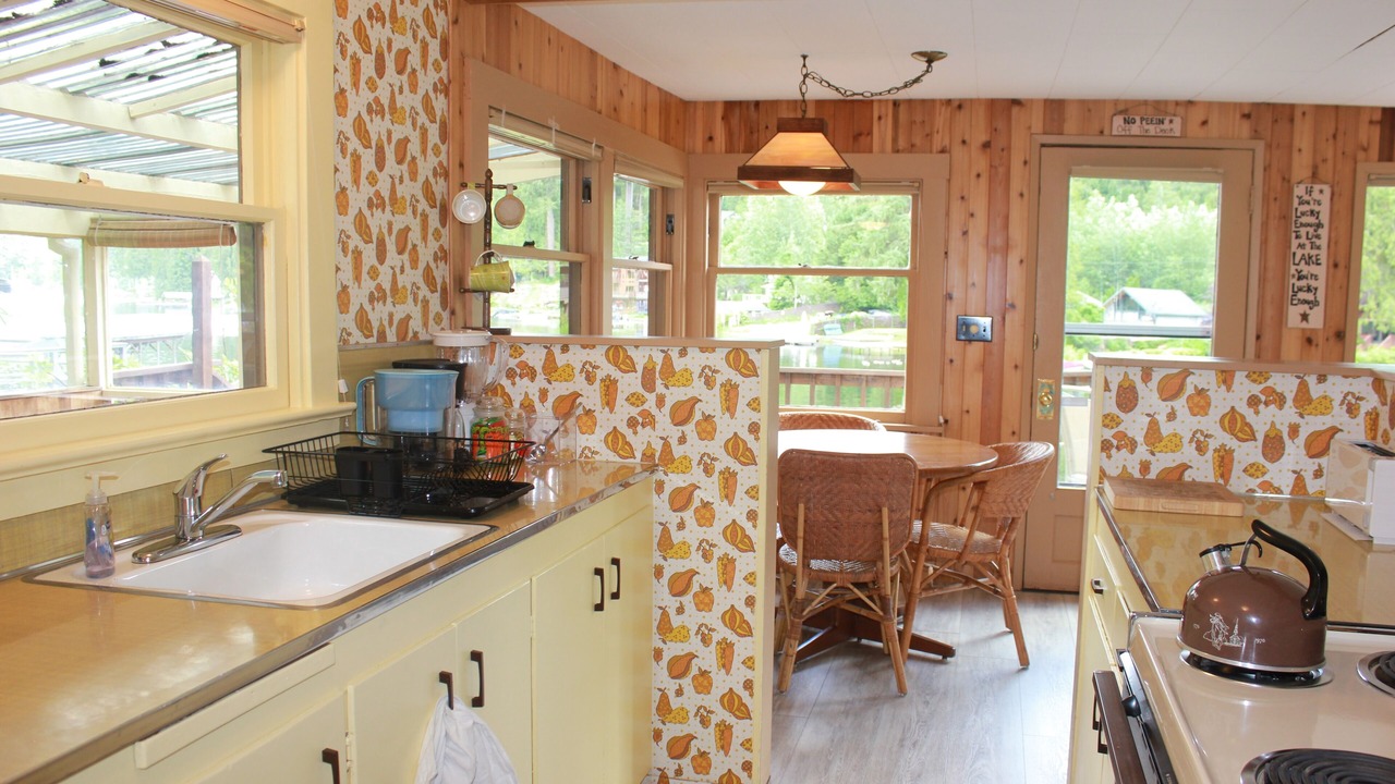 Photo of Kitchen in Lake Roesiger