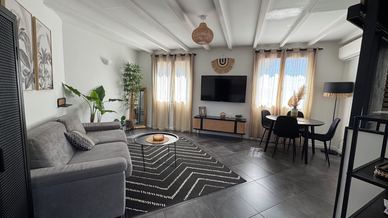 Photo of Livingroom in Sausset-les-Pins