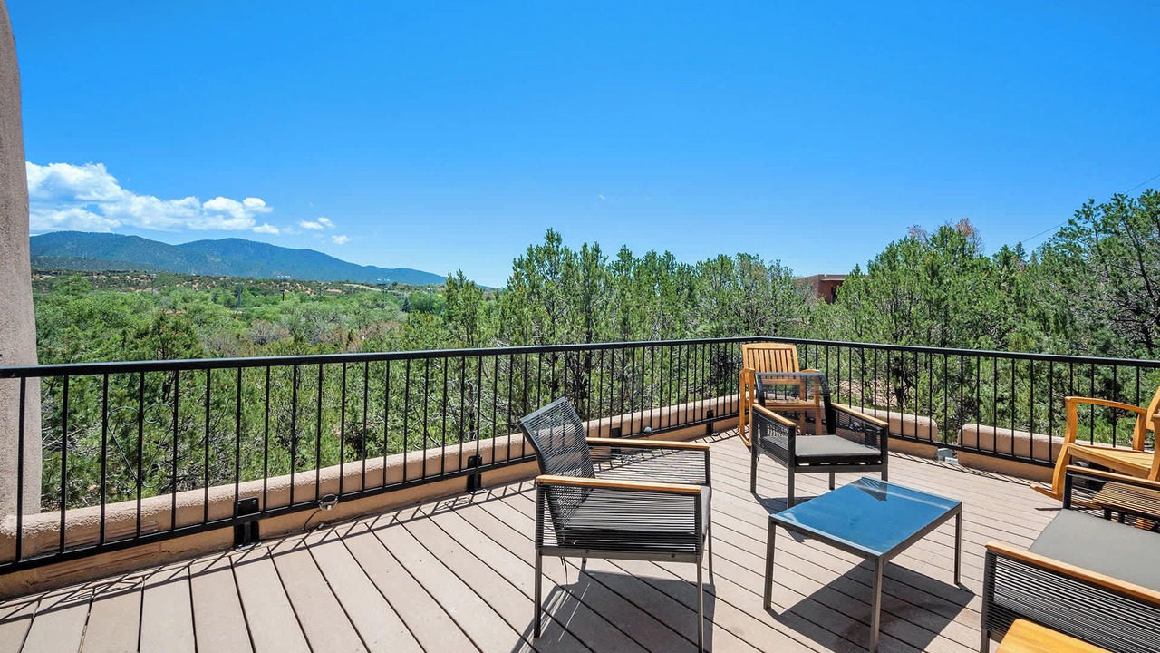 Photo of Patio Balcony in Northeast Santa Fe