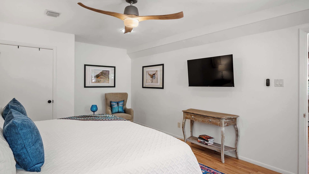 Photo of Bedroom in Northeast Santa Fe