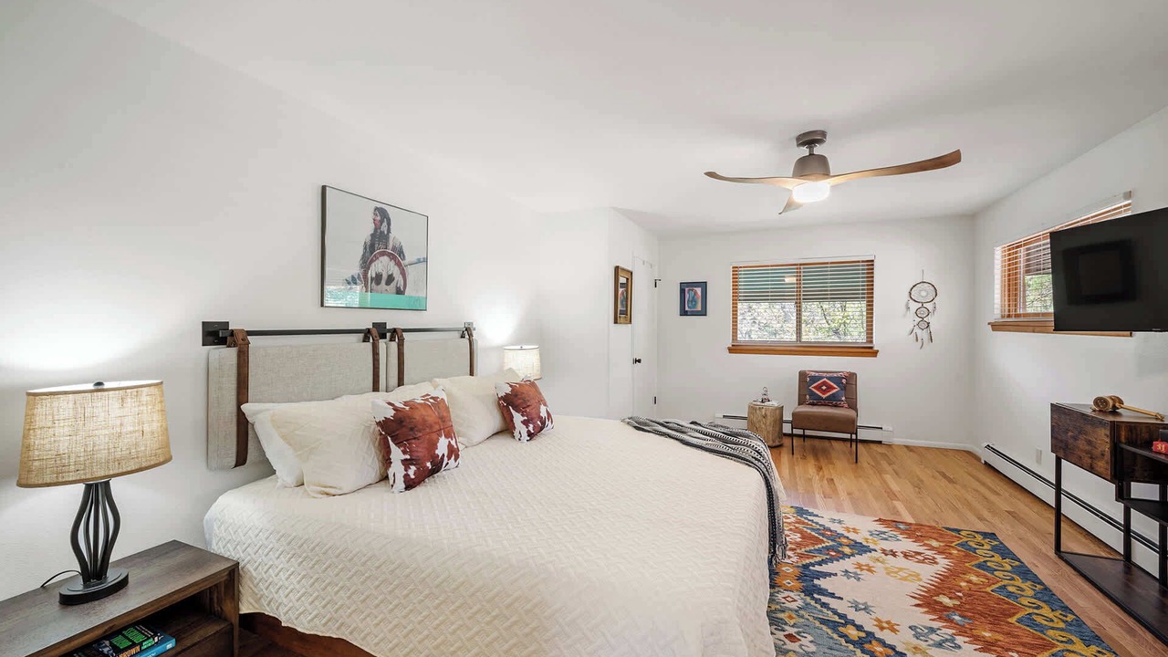 Photo of Bedroom in Northeast Santa Fe