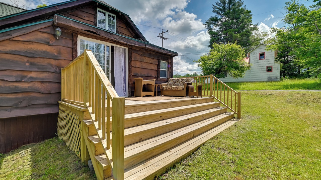 Photo of Patio Balcony in Caroga Lake