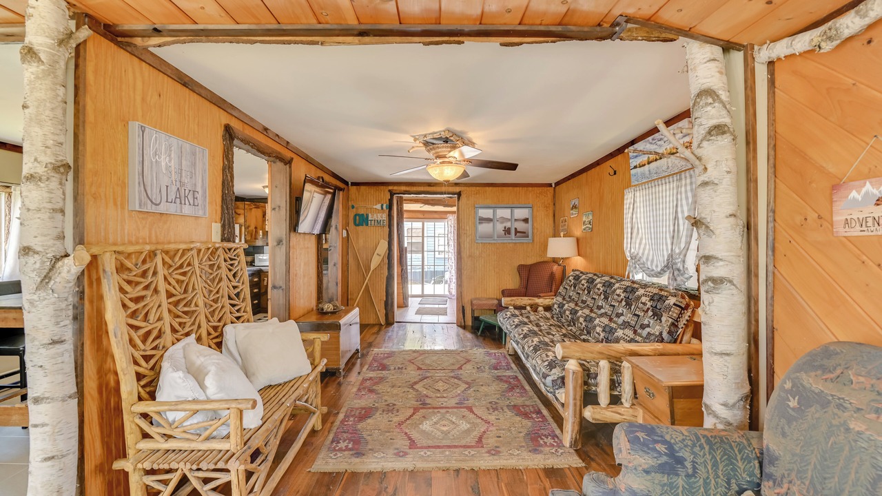 Photo of Livingroom in Caroga Lake