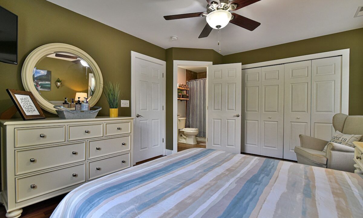 Photo of Bathroom in Woodfin