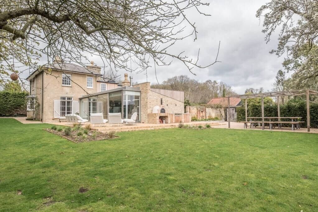 Photo of Patio Balcony in Saxmundham