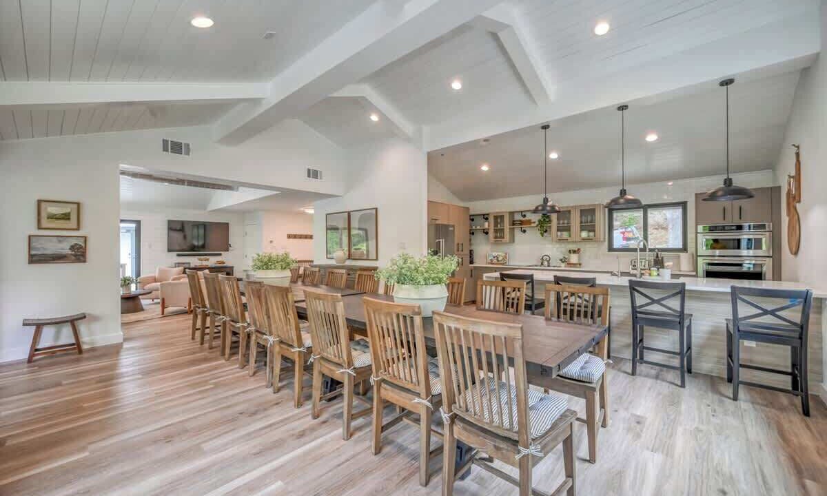 Photo of Livingroom in Canyon Lake