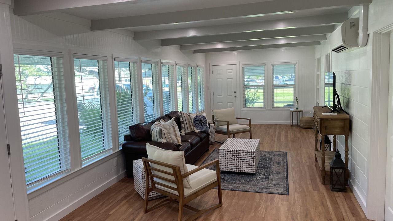 Photo of Livingroom in Fulton