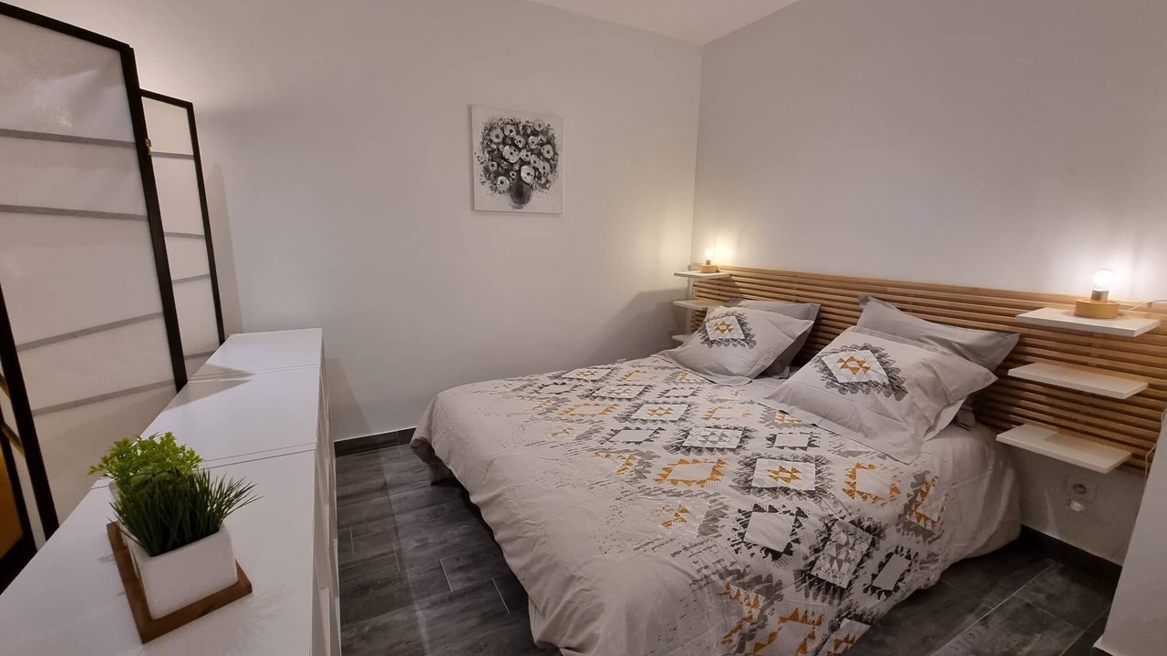 Photo of Bedroom in Nettle Bay